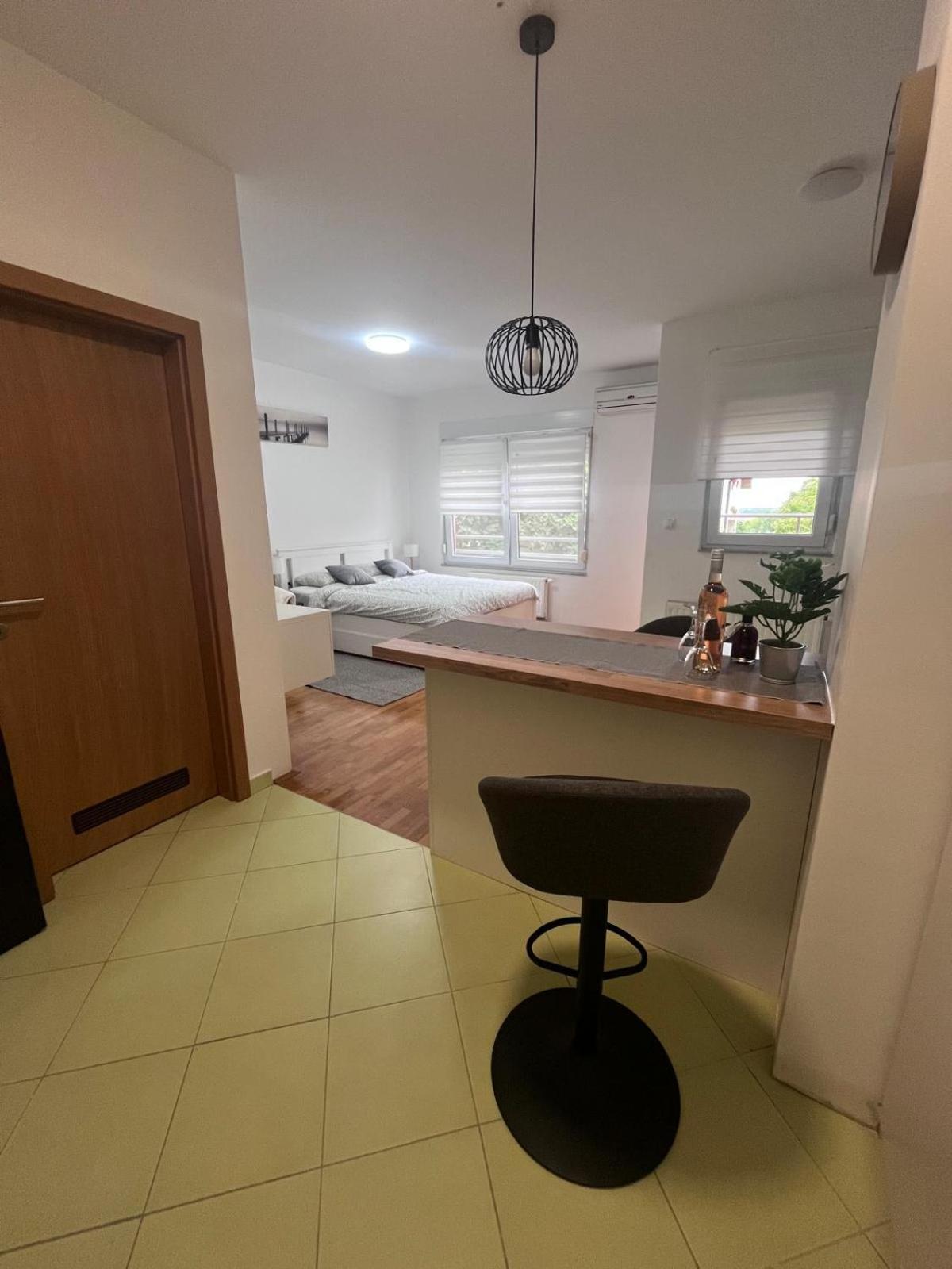Studio Apartman - Sweet&Little Vrbovec المظهر الخارجي الصورة